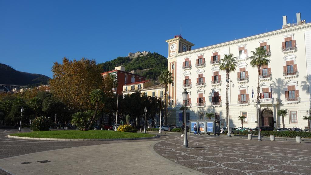 B&B Centrale Salerno Exterior photo